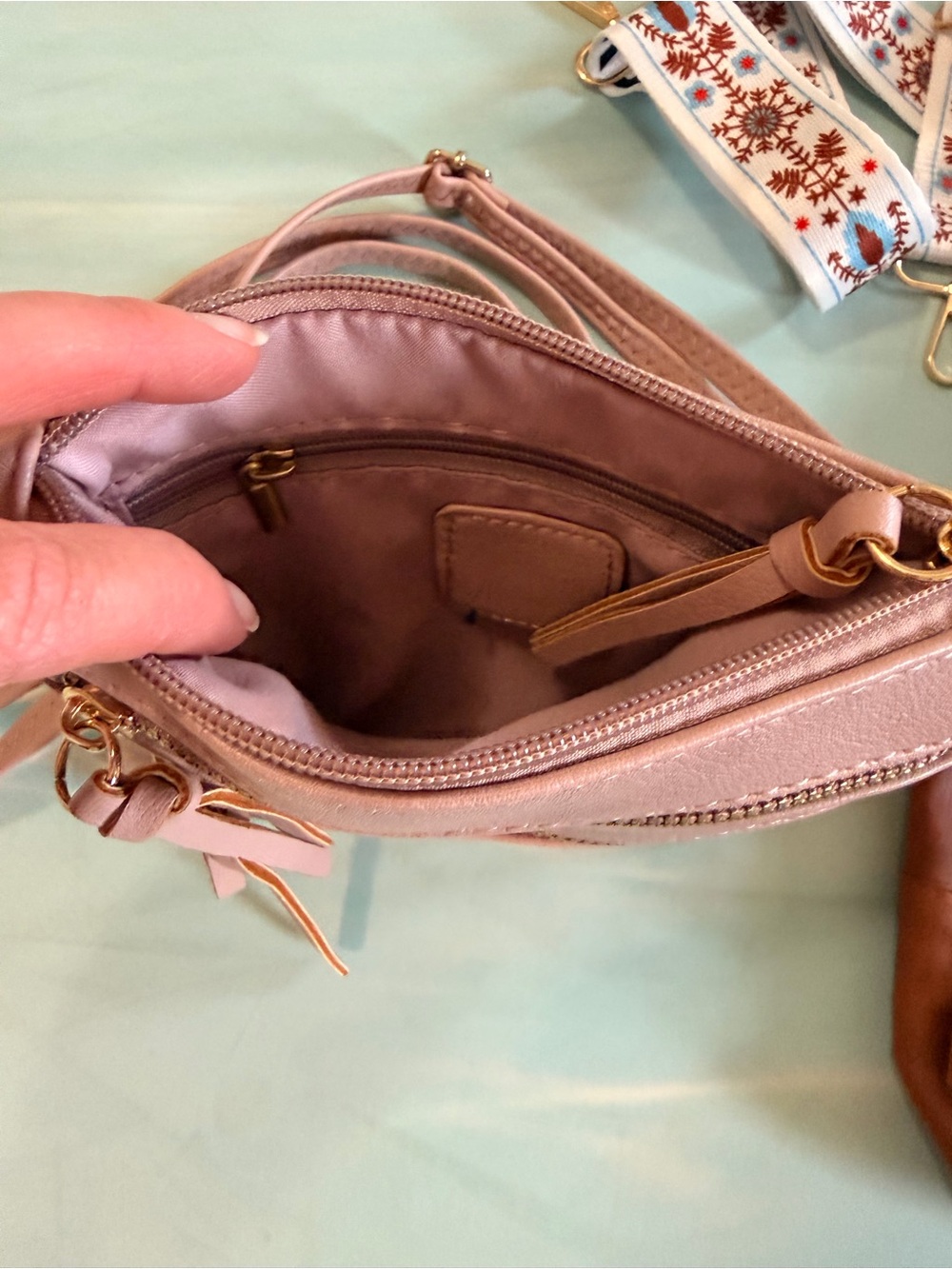 2 NEW Crossbody Pink & Brown Bag / Purses ⭐️Bonus extra Strap - Picture 4 of 5